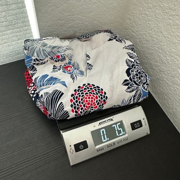 Chico's White Floral 3/4 Sleeve Marigold Cutouts Split-Neck Tunic Top Size Small - Picture 14 of 14